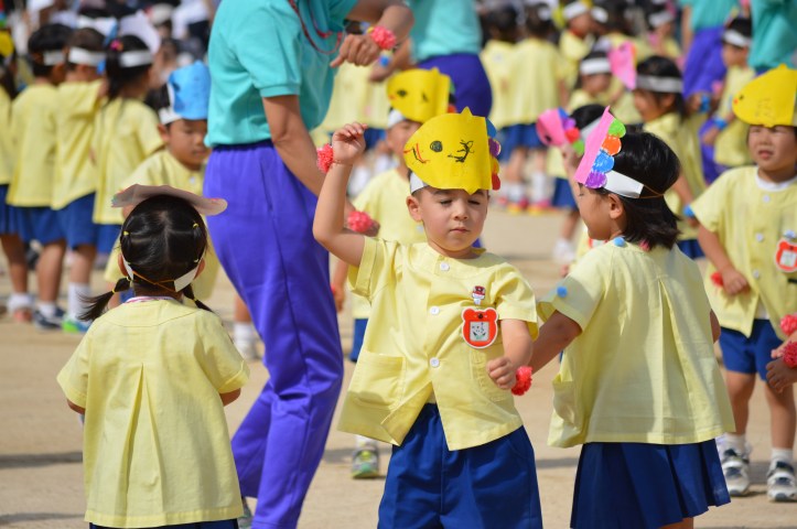 Dancing the "osakana mambo"....fish mambo!