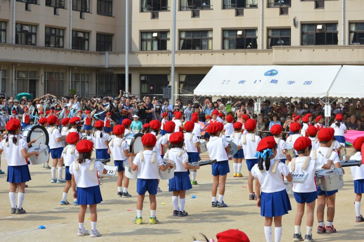 Awesome 3rd year kindergarten marching band!